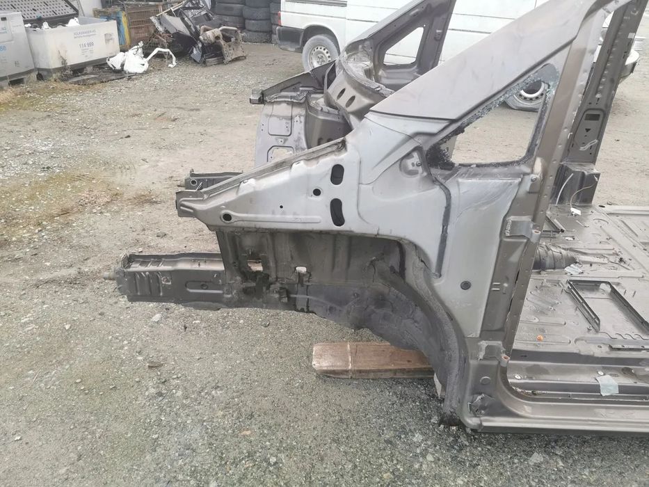 Mercedes-Benz V W447 2.2 CDI 2.0 CDI ĆWIARTKA PRZÓD PRZEDNIA LEWA