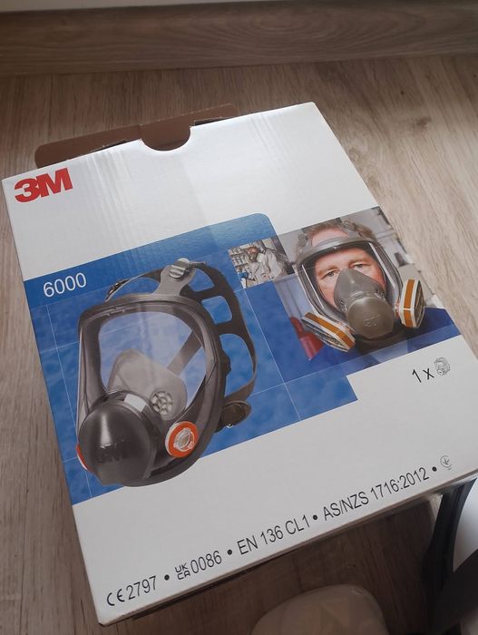 Maska pełnotwarzowa lakiernicza/ przeciwpyłowa 3M 6000 rozm M