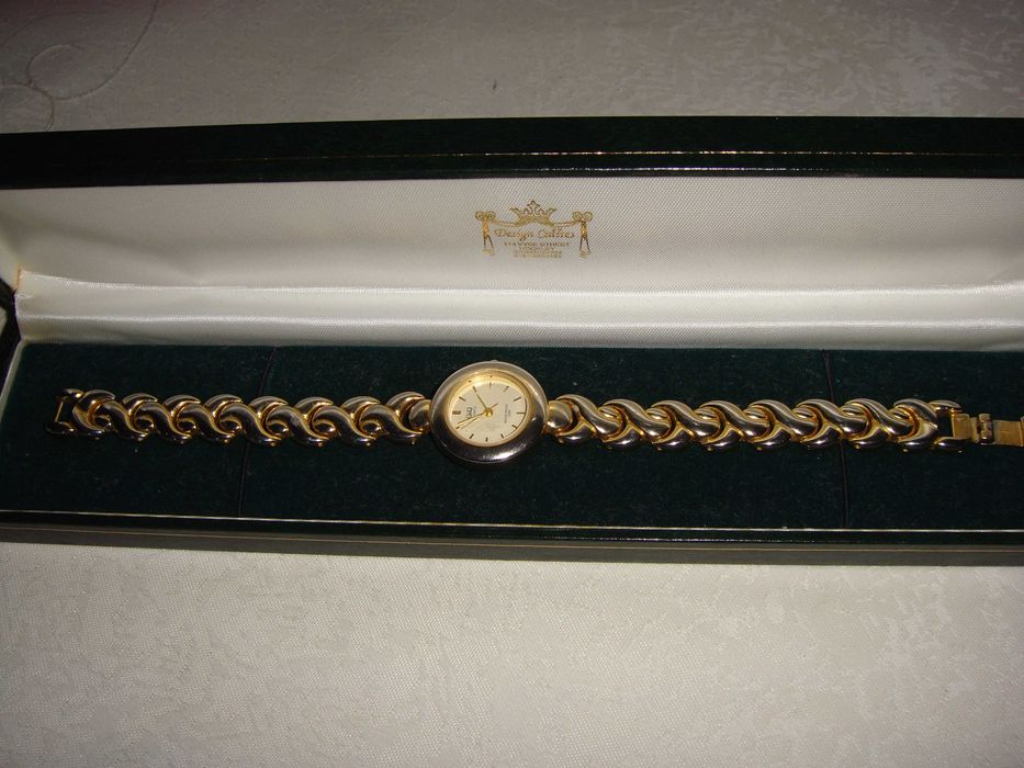 Paczka - Zegarków  dla  Pań  Mechaniczne  i  kwarcowe