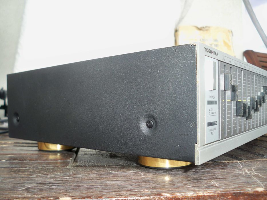 korektor equalizer Toshiba EQ-E30 (jak Pioneer SG-540 SG-550 SG-300)