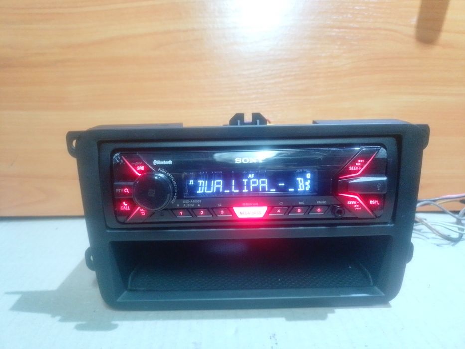 Автомагнітола SONY DSX-A400BT Bluetooth, USB, AUX
