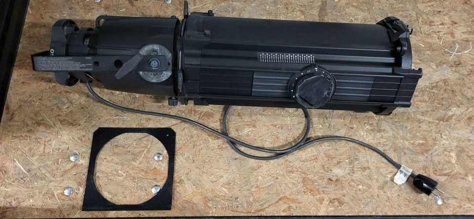 Profil ETC S4 Zoom 25-50 i ETC S4 Zoom 15-30