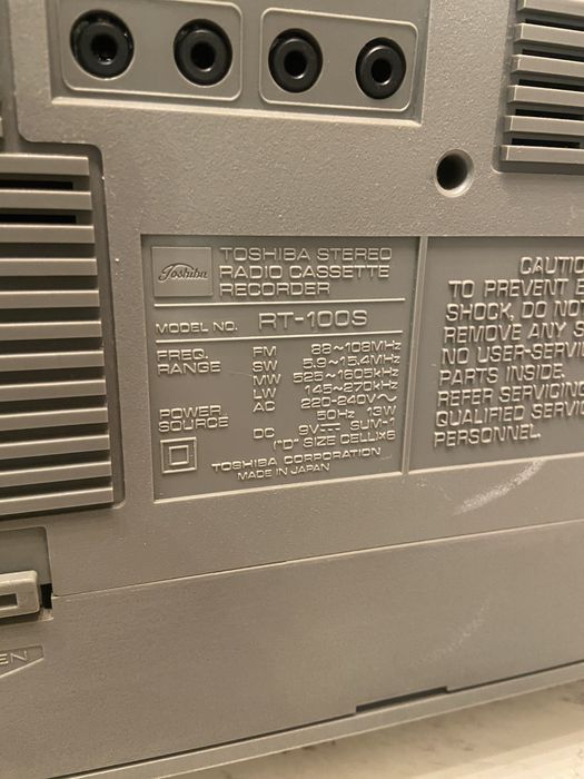 ВІНТАЖНИЙ касетний радіопрогравач Toshiba RT-100S Boombox Stereo