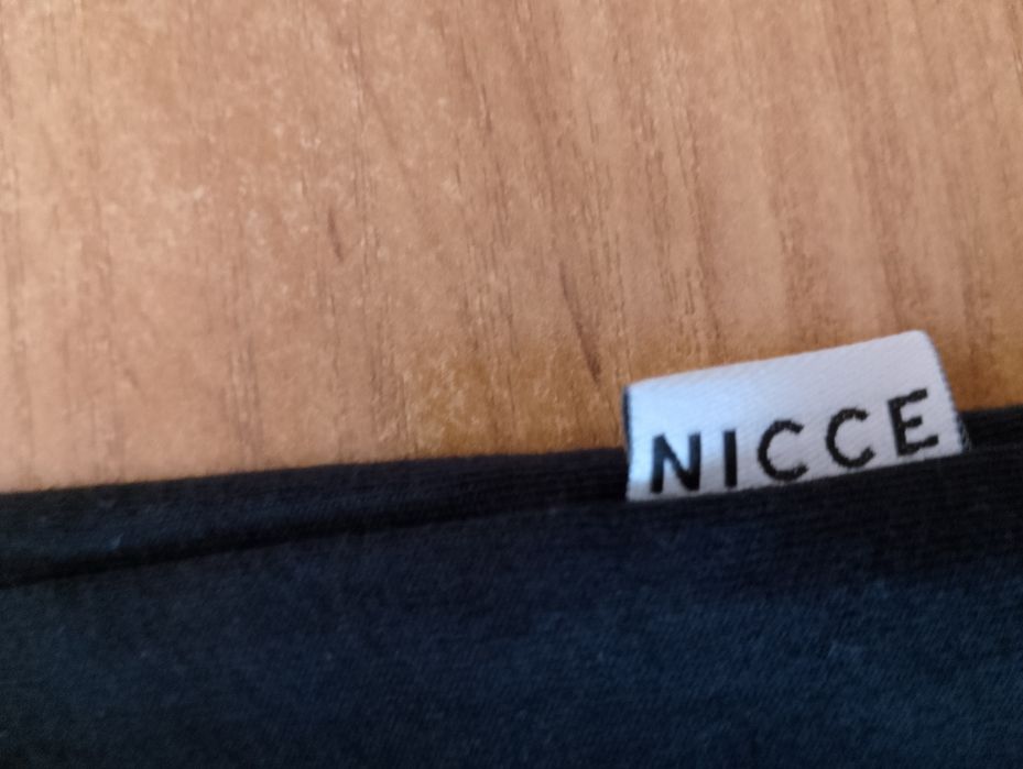 Koszulka męska Nicce bez rękawów rozmiar S długość 75 szerokość 96