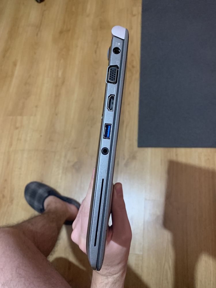 Ультрабук Toshiba, i5 6200, 8гб озу, ssd m2