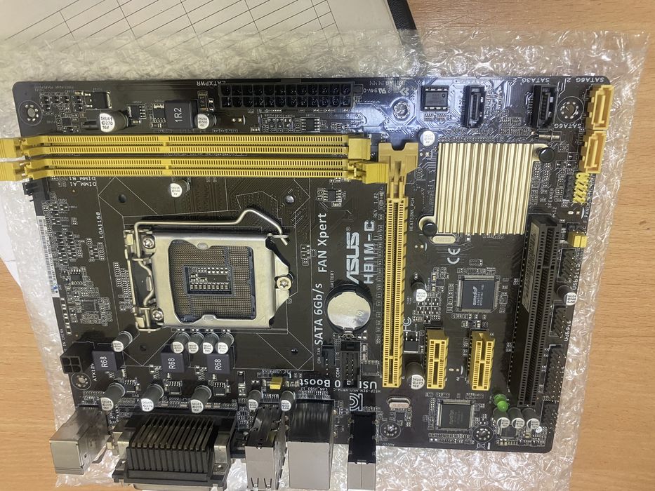 Материнська плата ASUS H81M-C. б/у