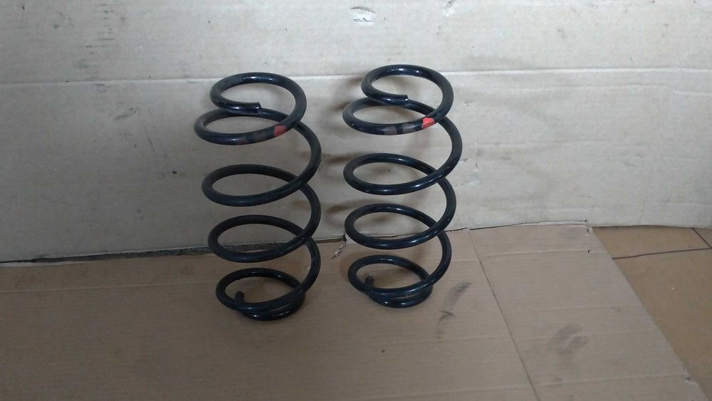 Molas tras original Mercedes-Benz A180 (W176). 2013