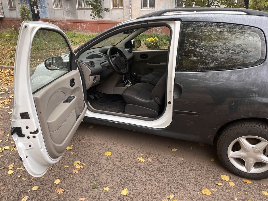 Renault Twingo II 2010