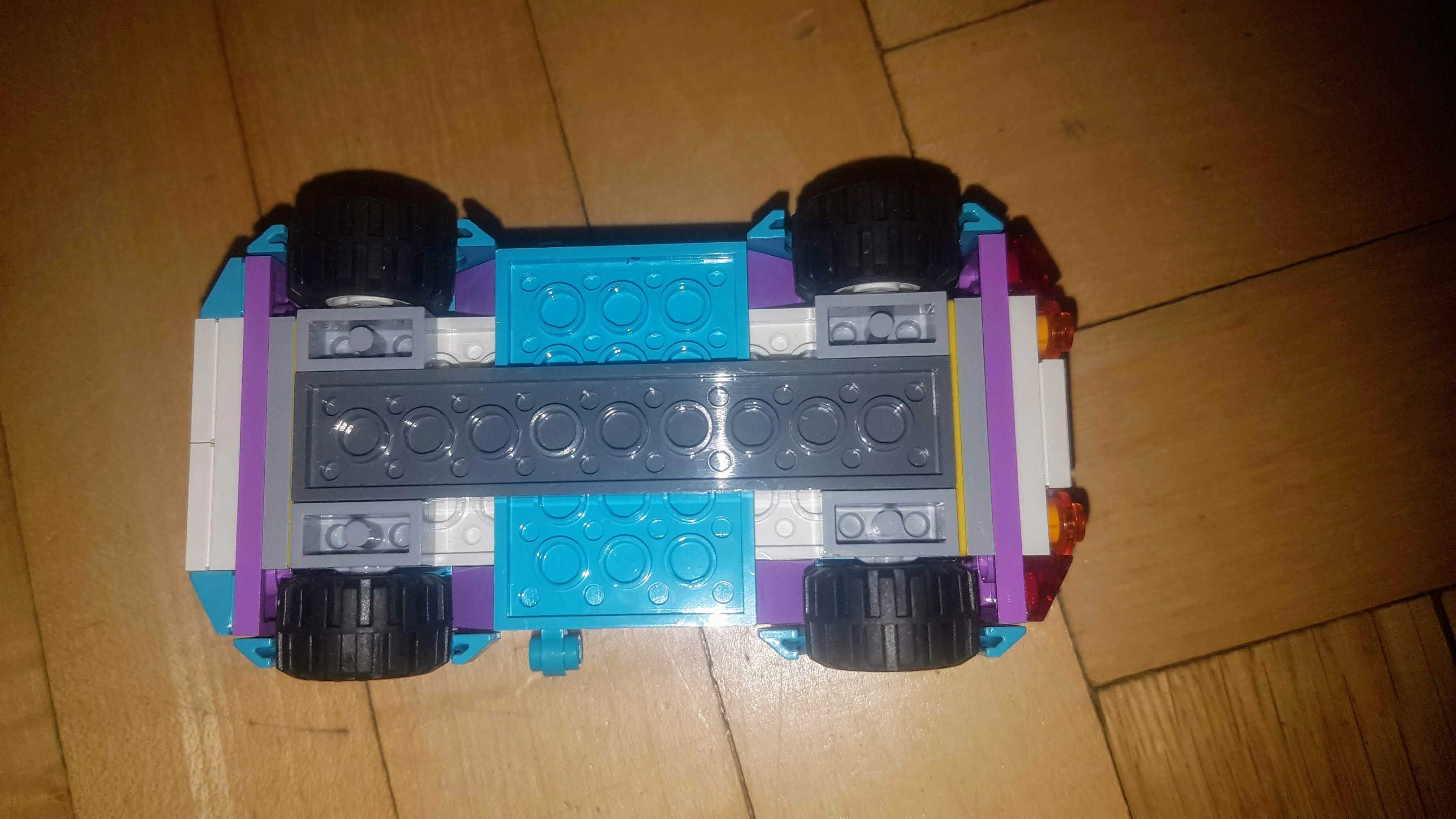 samochód / kabriolet budka z lodami oraz figurka emma LEGO