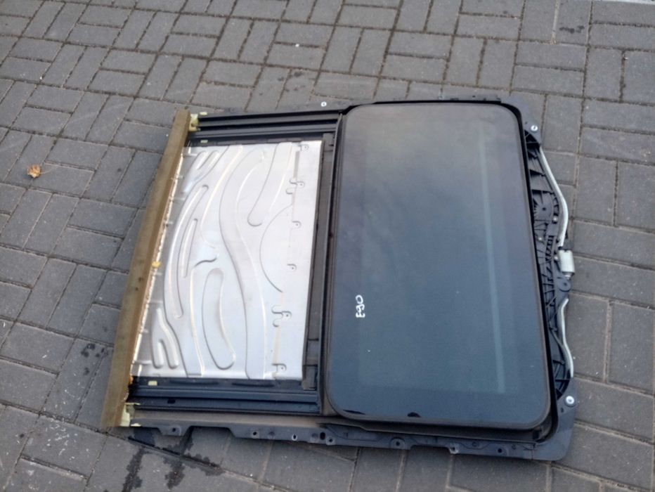 BMW E90 szyberdach szklany sedan