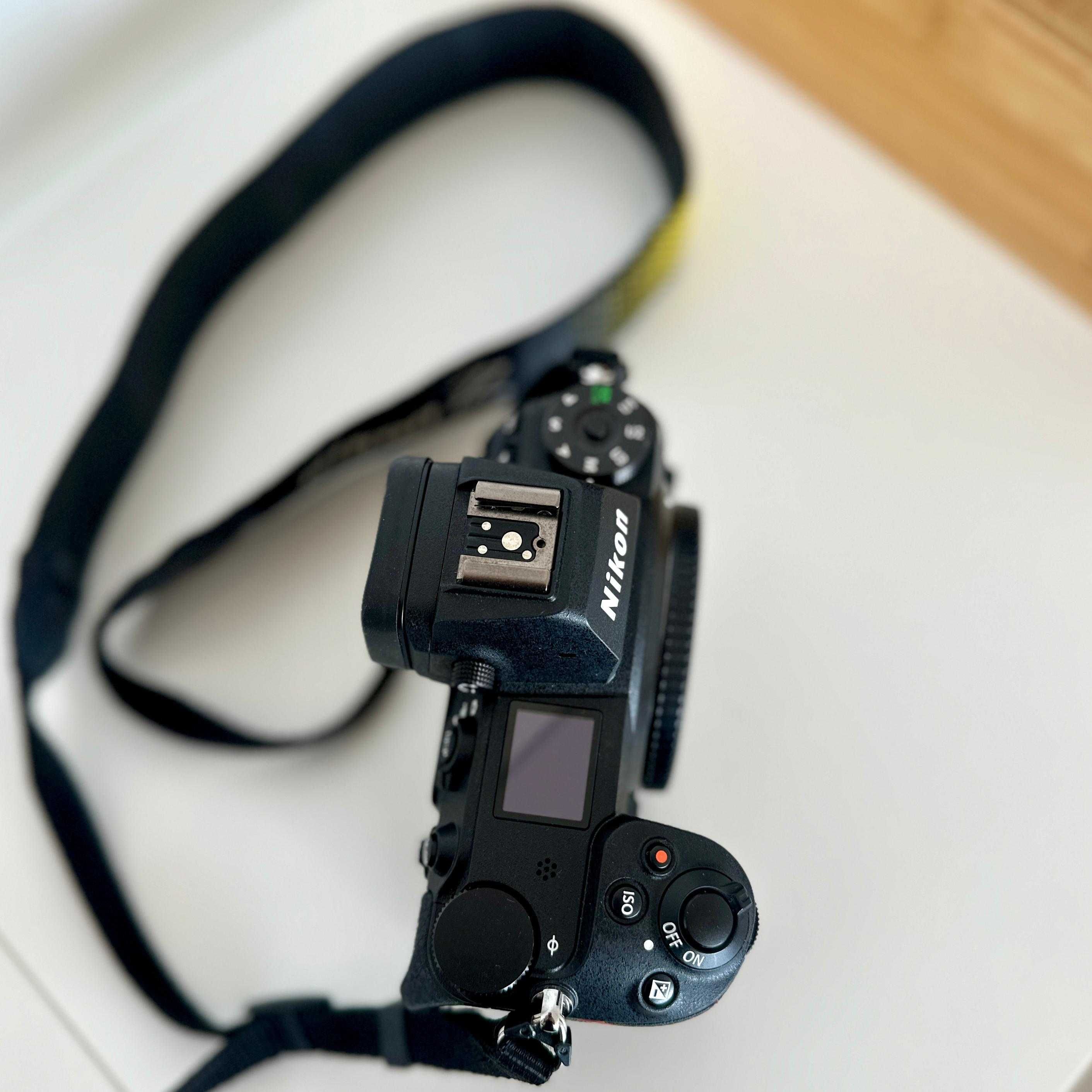 Vendo Nikon Z6 II + Acessórios (Como Novo)
