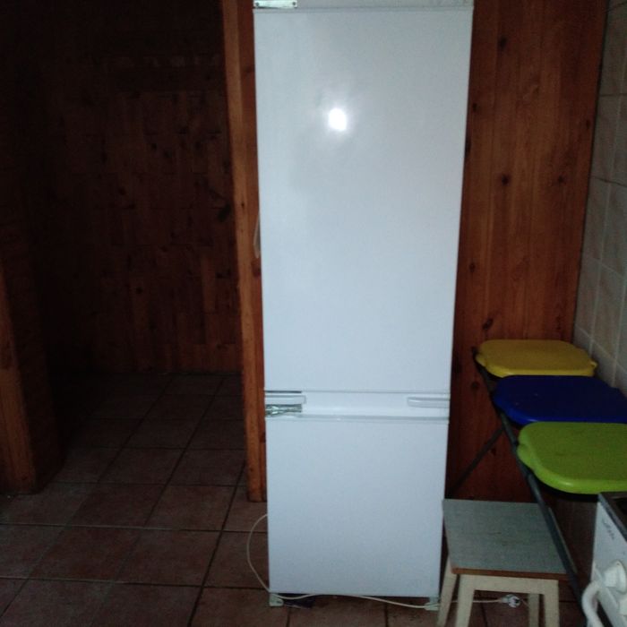 Lodówkę uzywaną sprzedam
