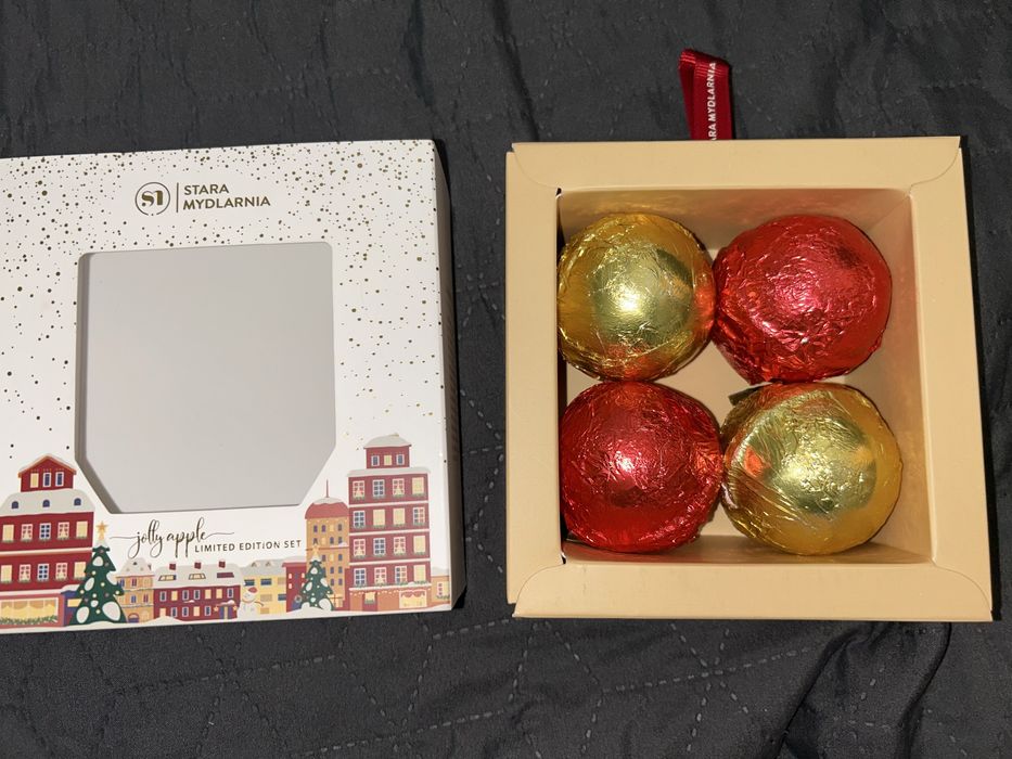 STARA MYDLARNIA zestaw prezentowy 4 kul do kąpieli 4 x 75g