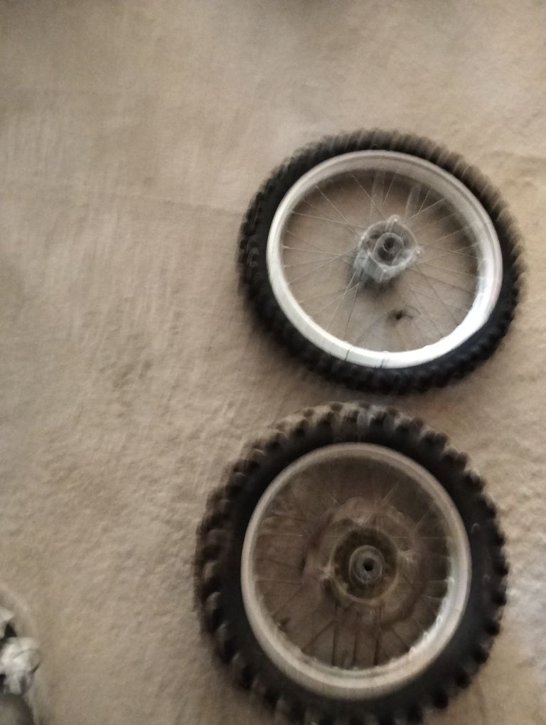Vendo par de rodas para KTM 85