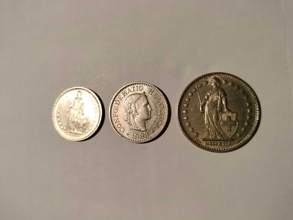 Conjunto de 3 moedas antigas