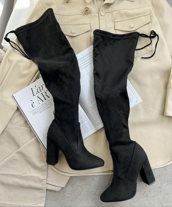 Класні ботфорти з екозамші