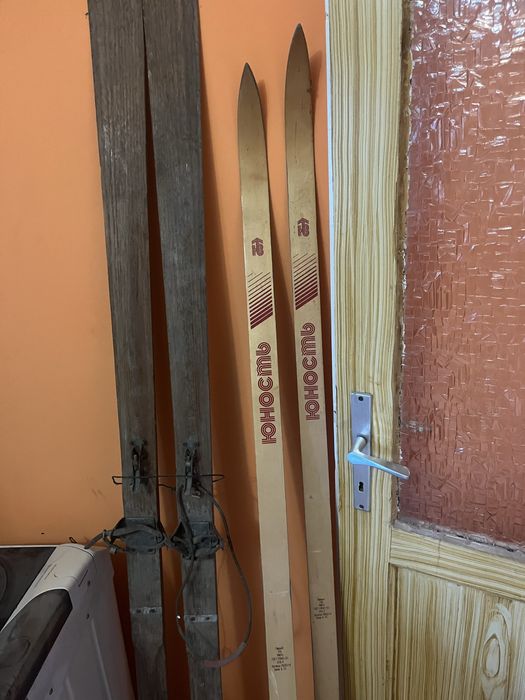Sprzedam stare zabytkowe narty