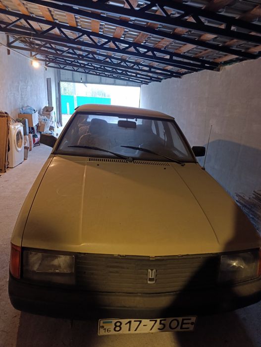 Продам Москвич 2141 ,двигун 1600,В гарному стані ,гаражне зберігання..