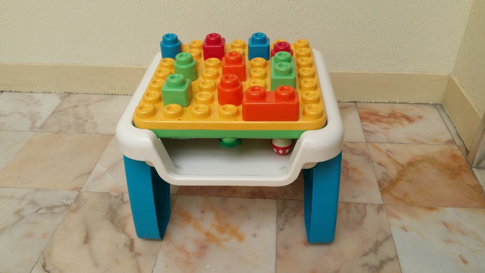 Mesa de atividades musical Chicco 3 em 1