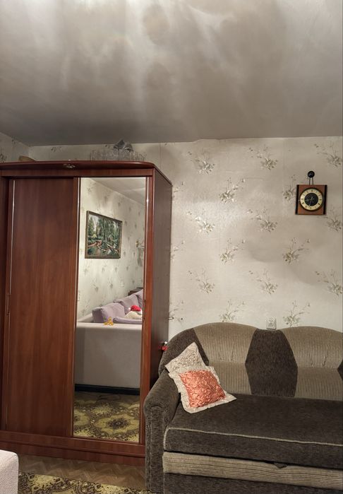 Диван угловой с пуфом