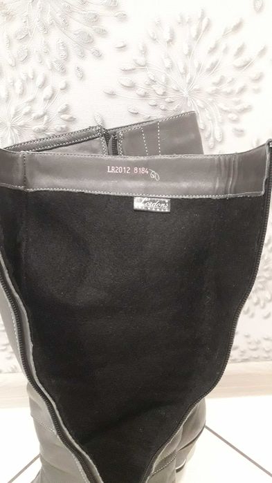 Чоботи, шкіра, р.37, демі