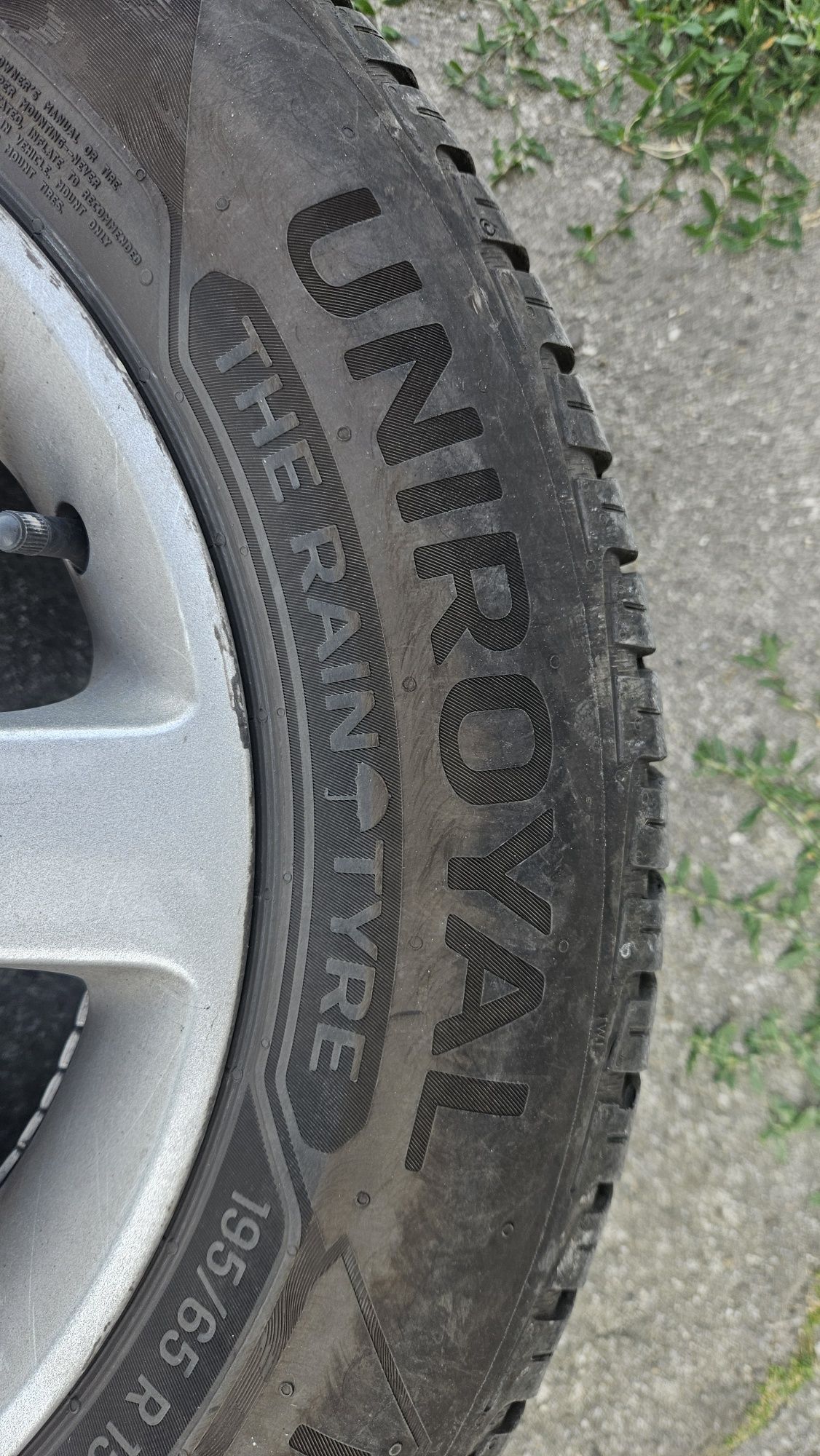 4x Uniroyal rainexpert  5 195/65 r15 (1523) felgi alu Megane 2 4x100