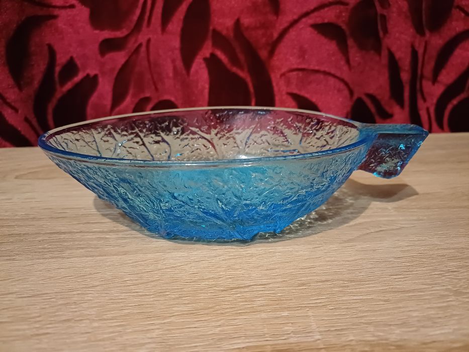 Szklany liść patera