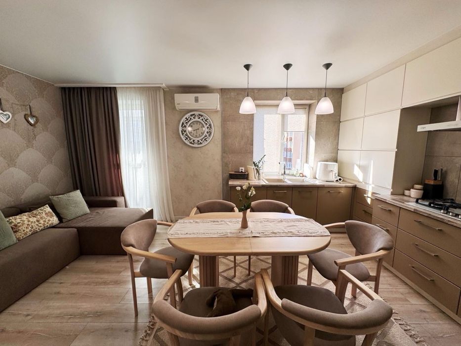 Трикімнатна з АВТОНОМНИМ