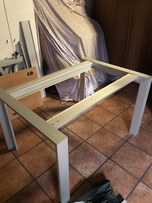 Estrutura de mesa em aluminio