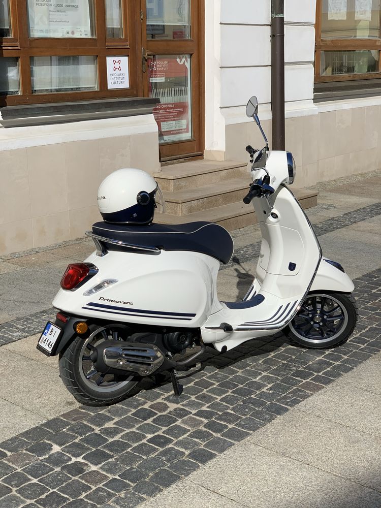 Vespa Primavera 50 cm3 Yacht Club Edition Jak Nowa