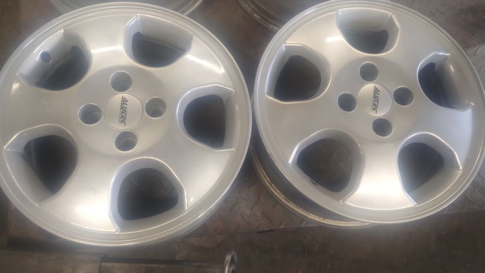 4x100 15  felgi aluminiowe  opel toyota fiat grande Punto honda felgi