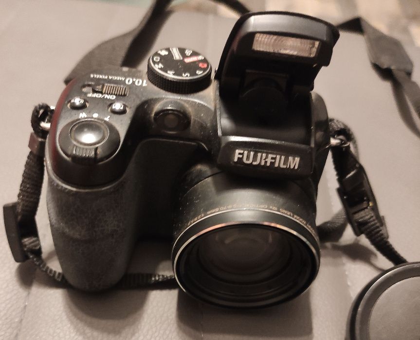 Aparat Fujifilm FINEPIX S1500