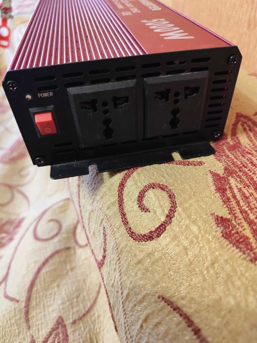 Перетворювач інвертор 12V-220V 5000W