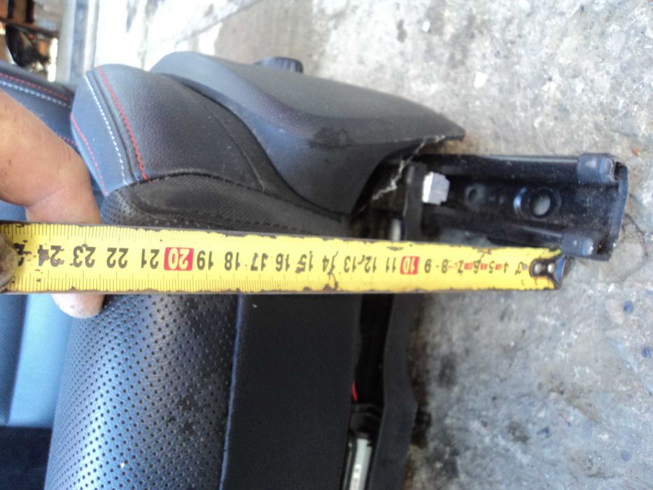 рено аркана 23р  шкіра алькантара Сиденья Сидіння мерс Мастер Дукато