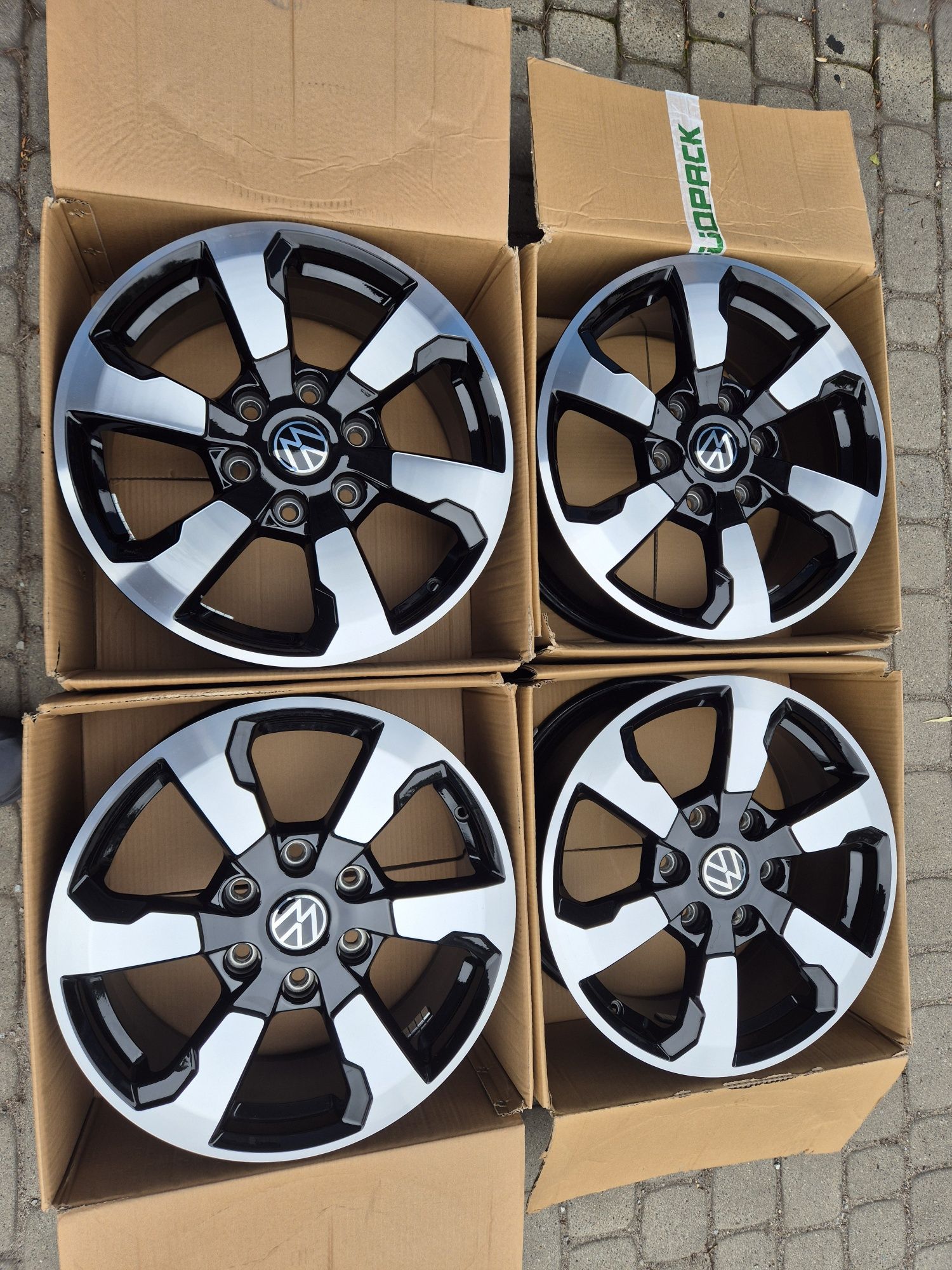Felgi Vw Amarok 18 cali 6x139,7 ( Ford Ranger )