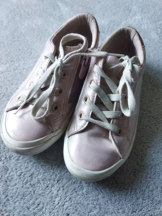 Buty dla dziewczynki 31