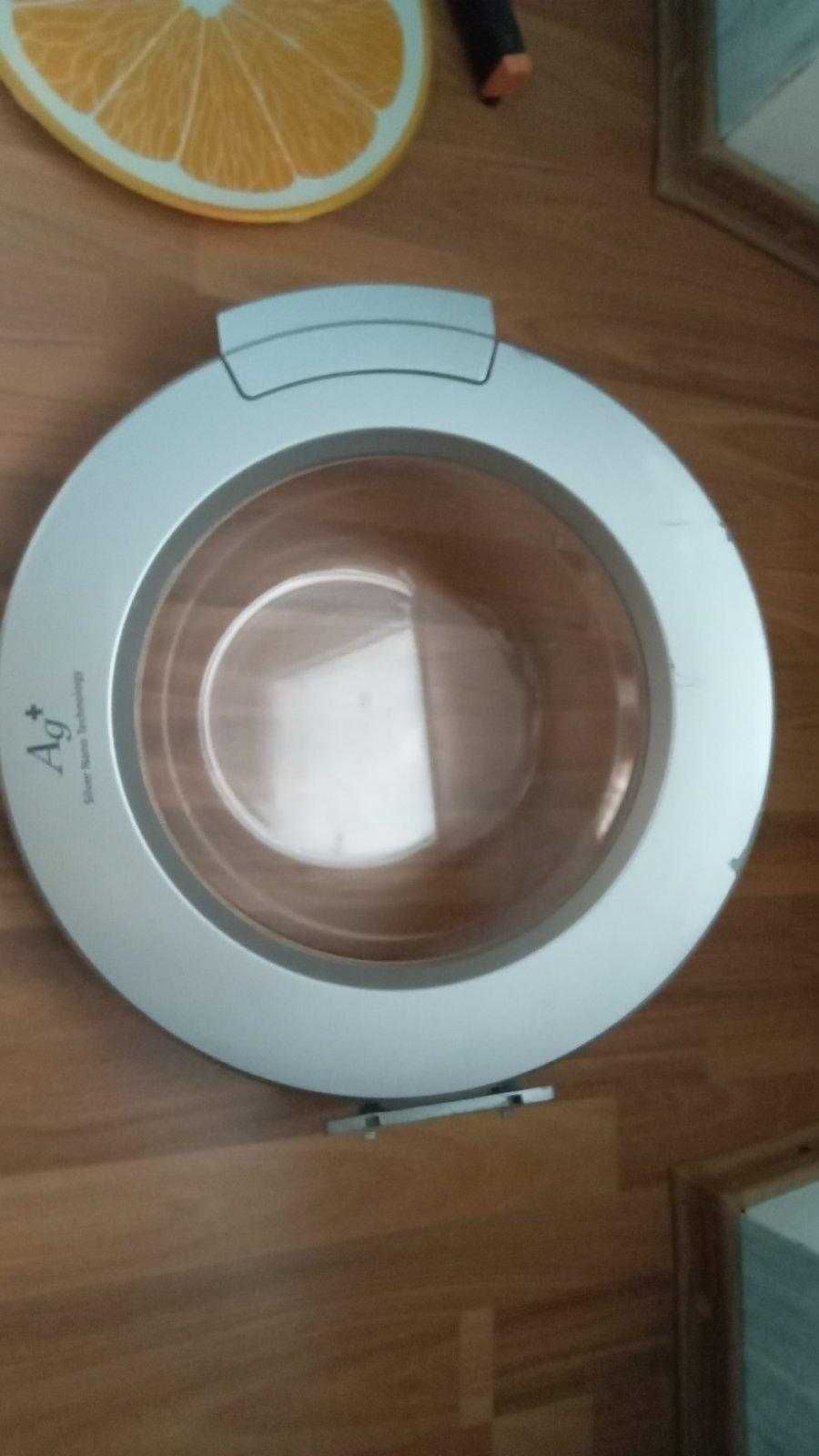 Продаю кришку -дверцята-скло до пральної машини Beko
