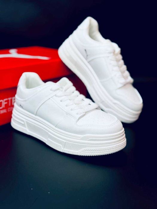 Женские осенние кроссовки puma белые натуральная кожа непромокаемые