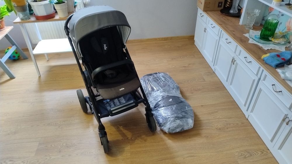 Wózek Joie Chrome 2w1 spacerówka + gondola + akcesoria