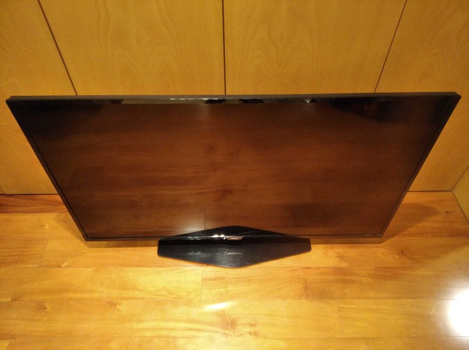 TV Philips 50PUS6162/12 para reparação / peças