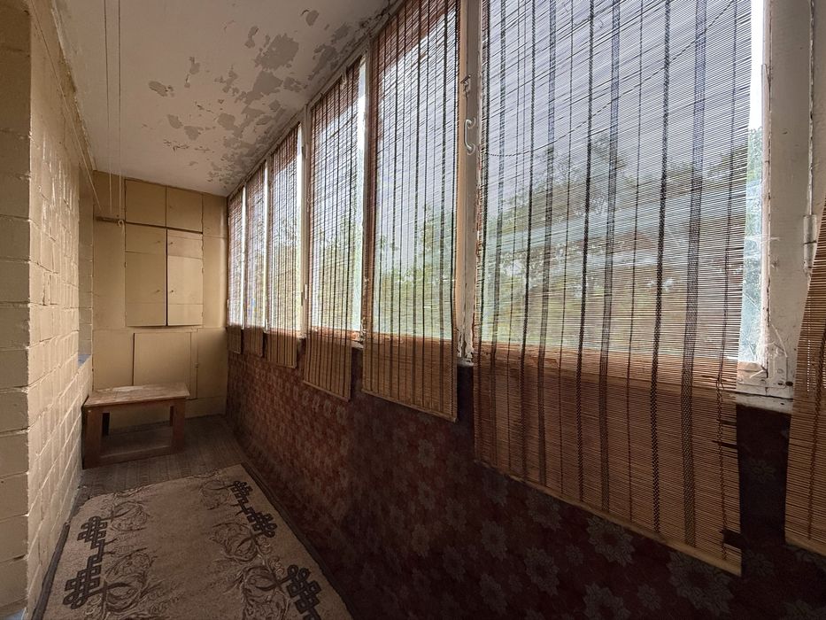 Продаж 1 кім квартири Лісний,Поповича Космонавта,18