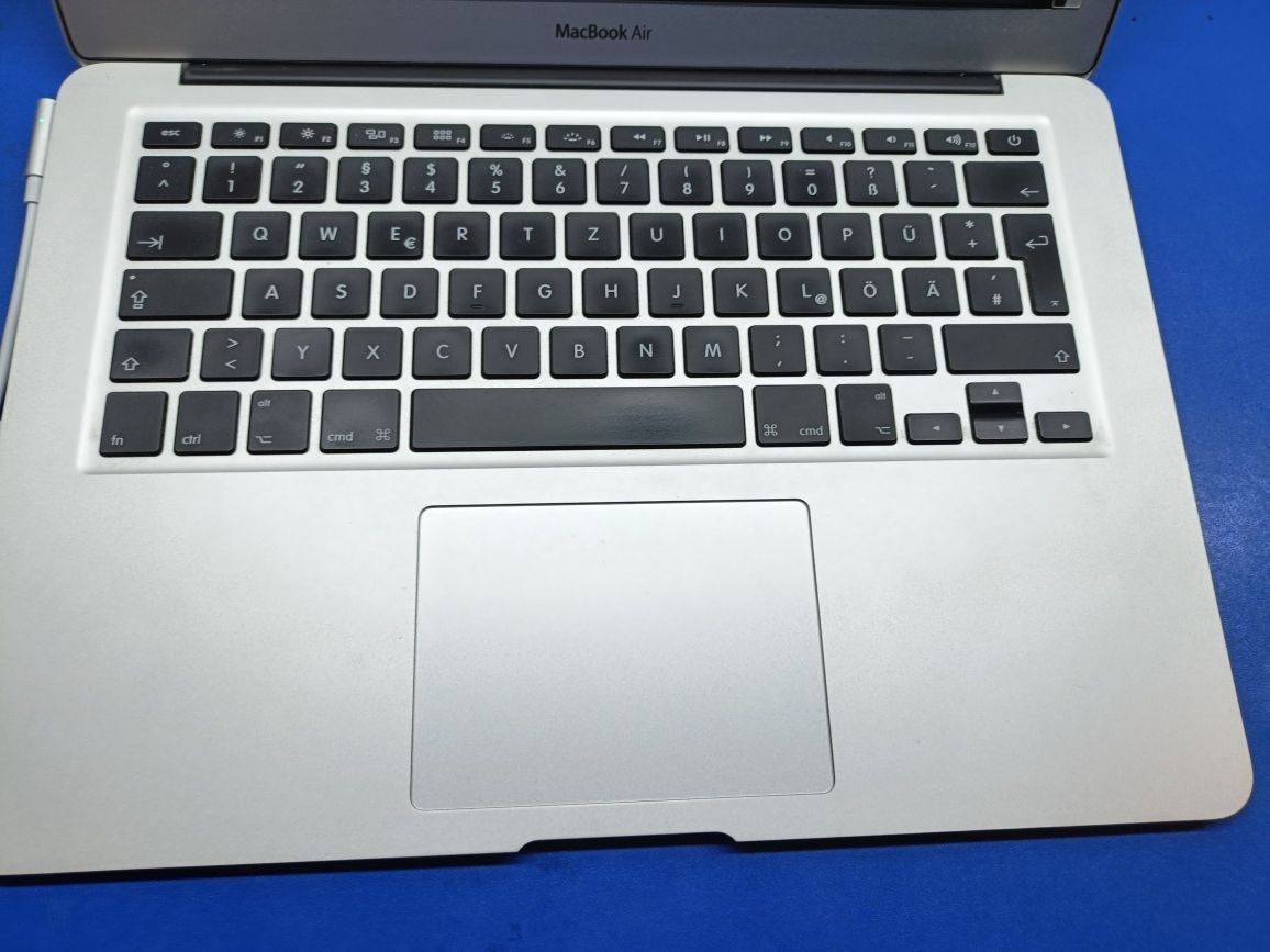 13.3 Apple MacBook Air A1369 Core i7 4Gb RAM 250Gb SSD ноутбук