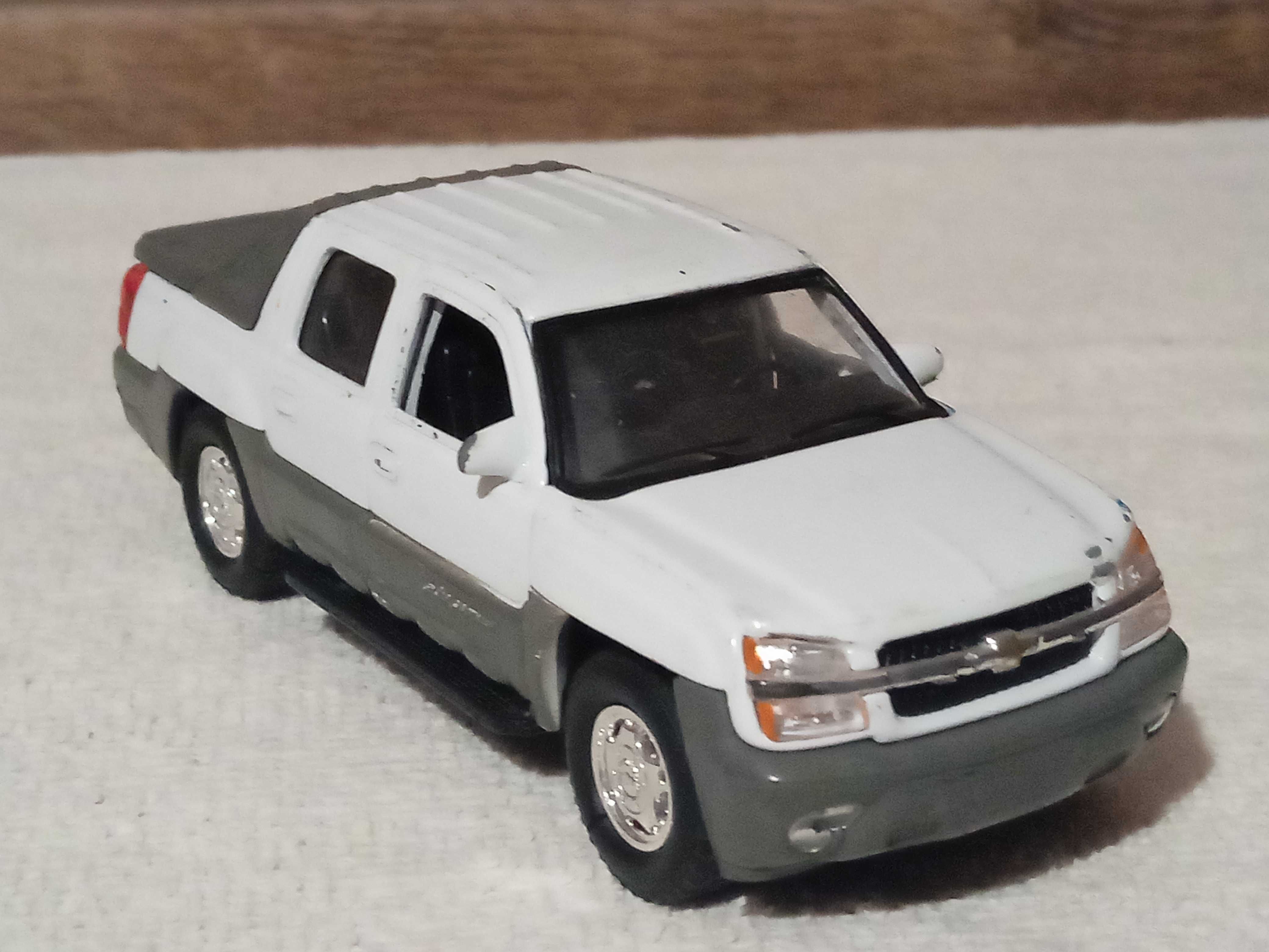 model Chevrolet Avalanche Welly