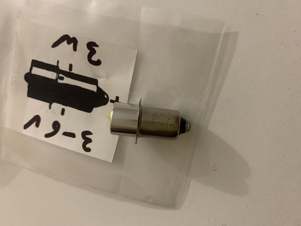 LED лампочка для ліхтариків MagLite P13.5S 3W 12V 6500k