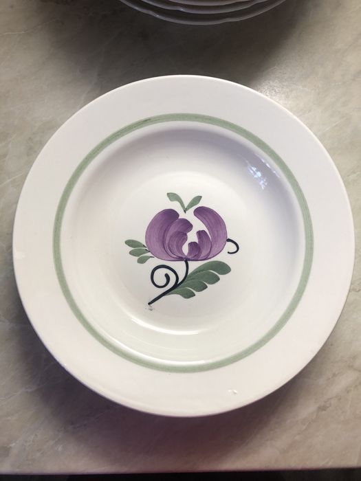 Тарілки для перших страв в асортименті