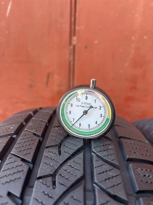 215/70/16 R16 Falken Eurowinter HS439 зима 2 шт