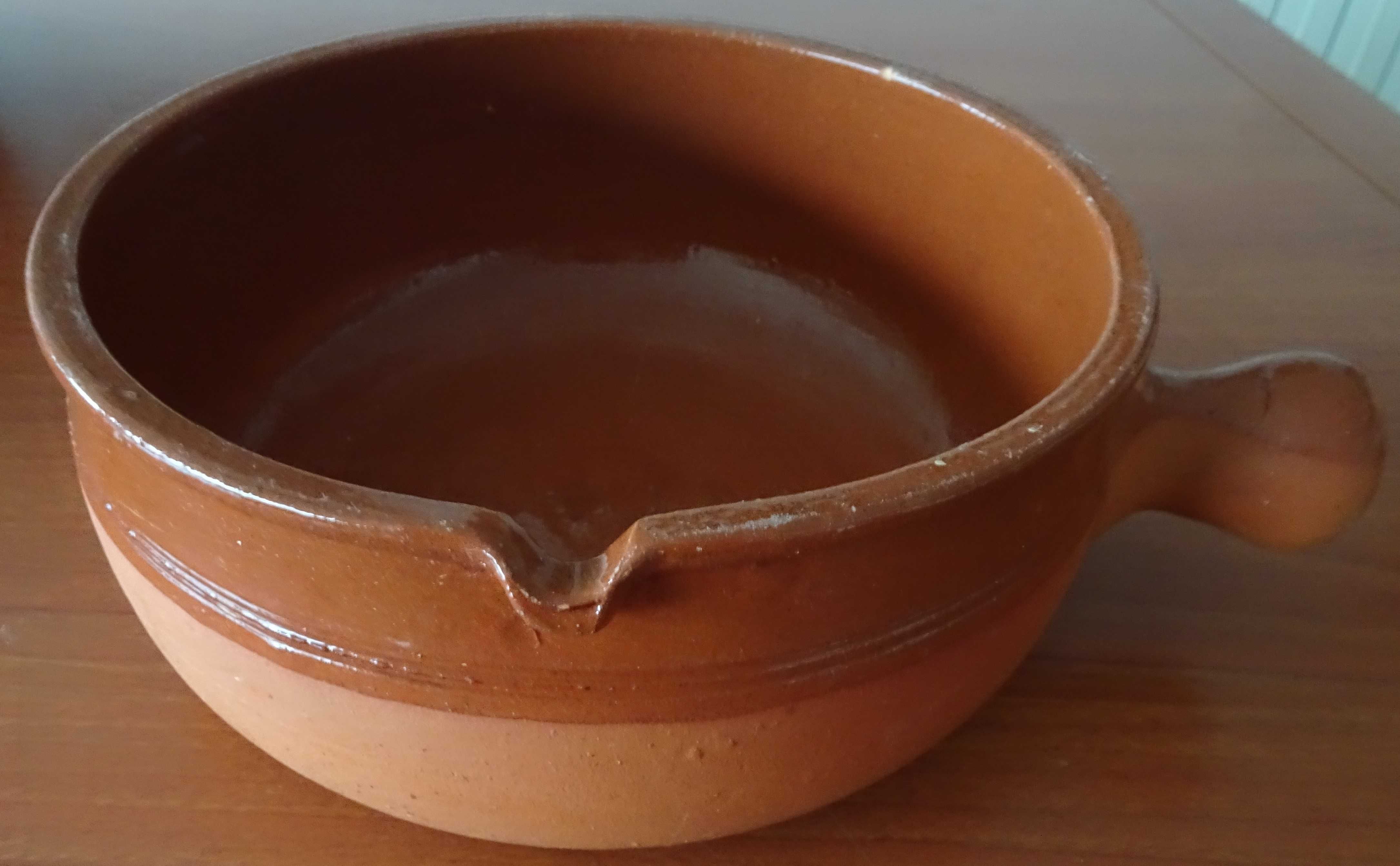 Louça de Barro Tradicional Portuguesa (7 Peças)