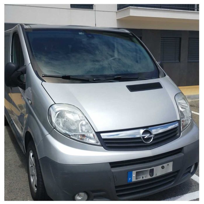 OPEL VIVARO em ótimo estado