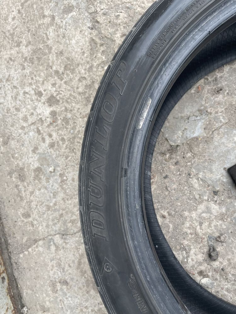 Продам комплект шин Dunlop 215/45R18 лето.