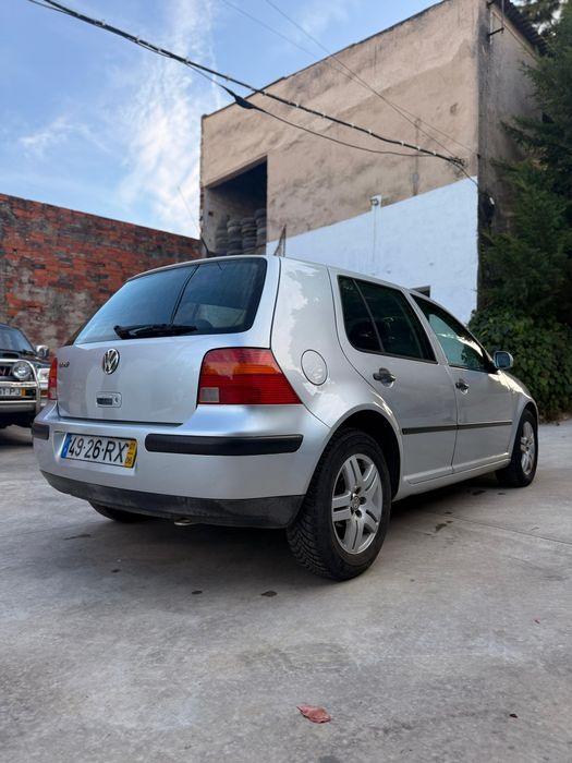 Golf 1.6 gasolina